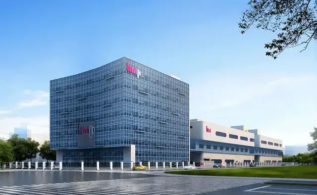 霍建宁打辅助，李嘉诚家族攒下1600亿现金